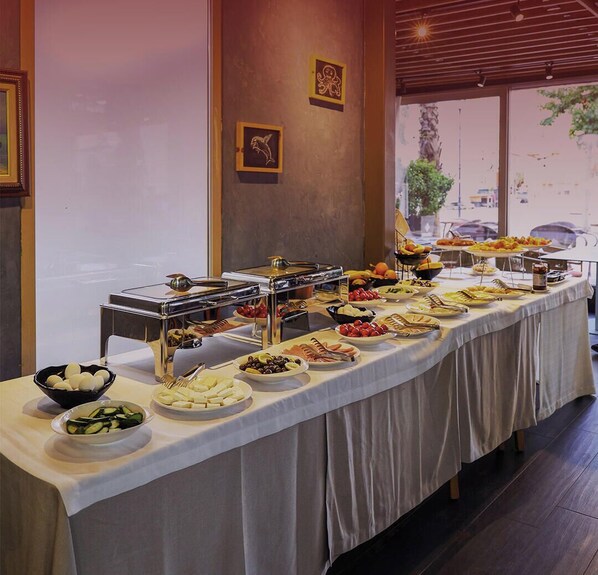 Restaurant - Bazaar Hotel (Tirana)