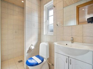 Classic House, 2 Bedrooms | Interior