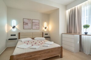 Fer et planche à repasser, Wi-Fi gratuit, draps fournis