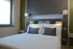 2 bedrooms, free WiFi, bed sheets - Deluxe Apartment with Wi-Fi and Air Conditioning (Guardamiglio)