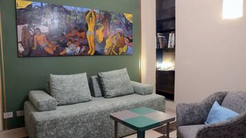 Televisión, chimenea