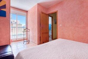 4 chambres, Wi-Fi gratuit, draps fournis