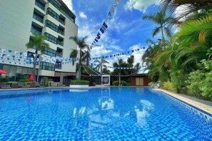 Pool - Modern & Stylish Getaway in Sunday Hevea Resort (Pampanga)