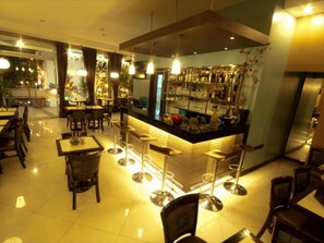 Bar (en la propiedad)