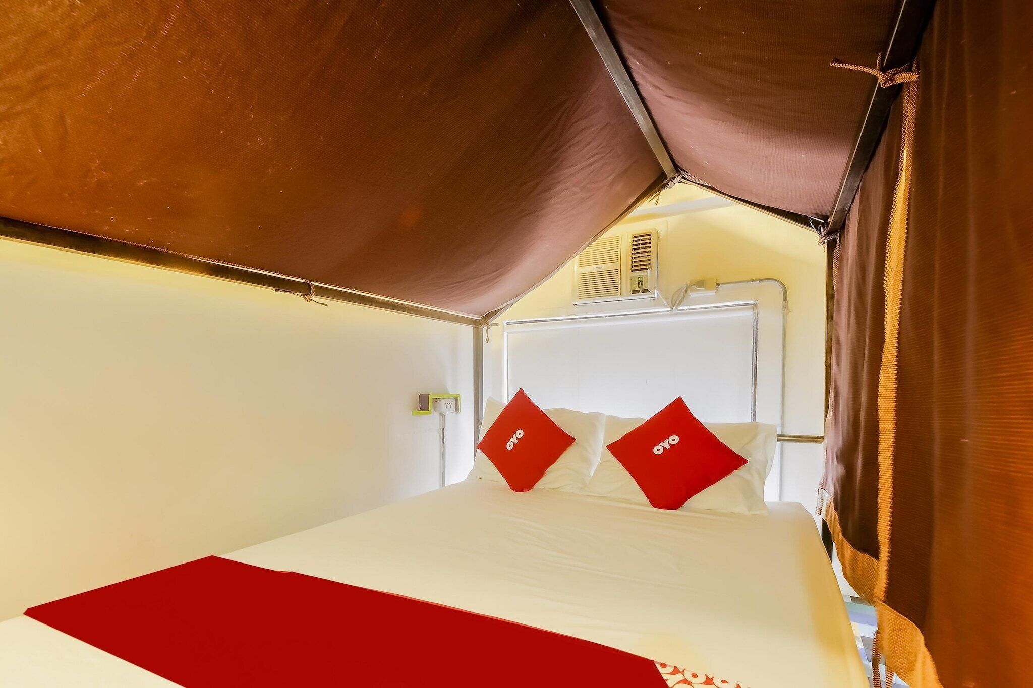 1 habitación y ropa de cama 