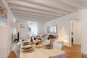 Standard apartman, több hálószobával (Magnolia House) | Étkezési lehetőség