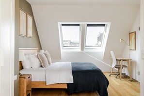 2 chambres, fer et planche à repasser, Wi-Fi, draps fournis