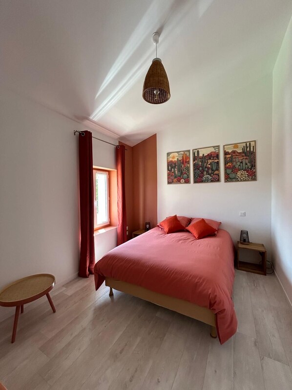 3 Schlafzimmer, Bügeleisen/Bügelbrett, WLAN, Bettwäsche