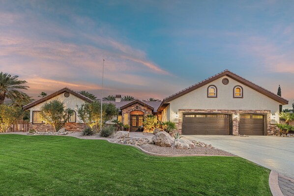 Exterior - 41 Palms Estate by AvantStay | Indoor Pickleball, Pool, Hot Tub, Outdoor Kitchen (Bermuda Dunes)