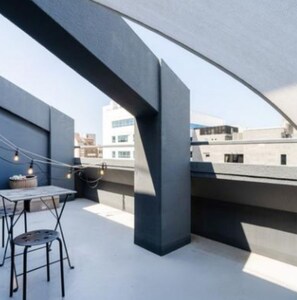 City Double Room | Terrace/patio