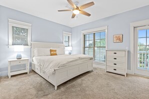 4 makuuhuonetta, silitysrauta/-lauta, vauvan matkasänky, ilmainen Wi-Fi