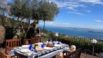 Ristorazione all'aperto