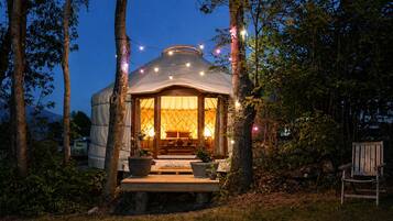 Luxury Cabin | 1 bedroom, premium bedding, individually decorated