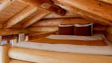Exclusive Cabin, 1 Bedroom, Mountain View | 1 bedroom, premium bedding, individually decorated