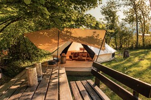 Tente Exclusive, 1 grand lit, vue jardin | Façade de l’hébergement