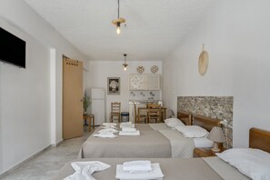 1 bedroom, free WiFi, bed sheets