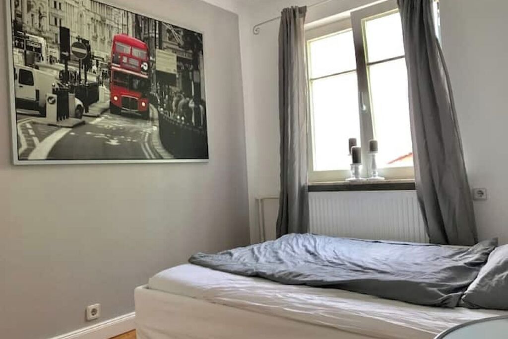 3 bedrooms, WiFi, bed sheets