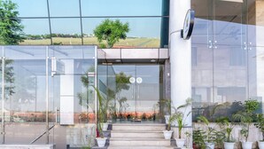 Sınıflandırılmamış resim, 50 üzerinden 2, düğme