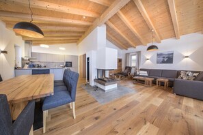 Chalet | Interior - Chalet With Sauna Near Ski Bus (Neukirchen am Grossvenediger)
