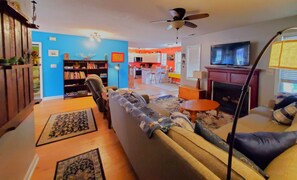 Älytelevisio, kirjoja