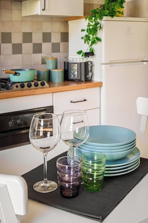 Apartamento, vista para o pátio | Cozinha privada