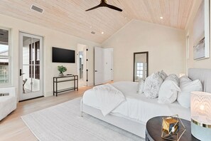 4 Schlafzimmer, Bügeleisen/Bügelbrett, Reisekinderbett, kostenloses WLAN