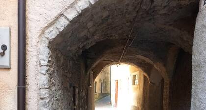 La Casa di Tina with Balcony – Civenna