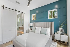 4 soverom, strykejern/-brett, reiseseng for barn og wi-fi (inkludert)