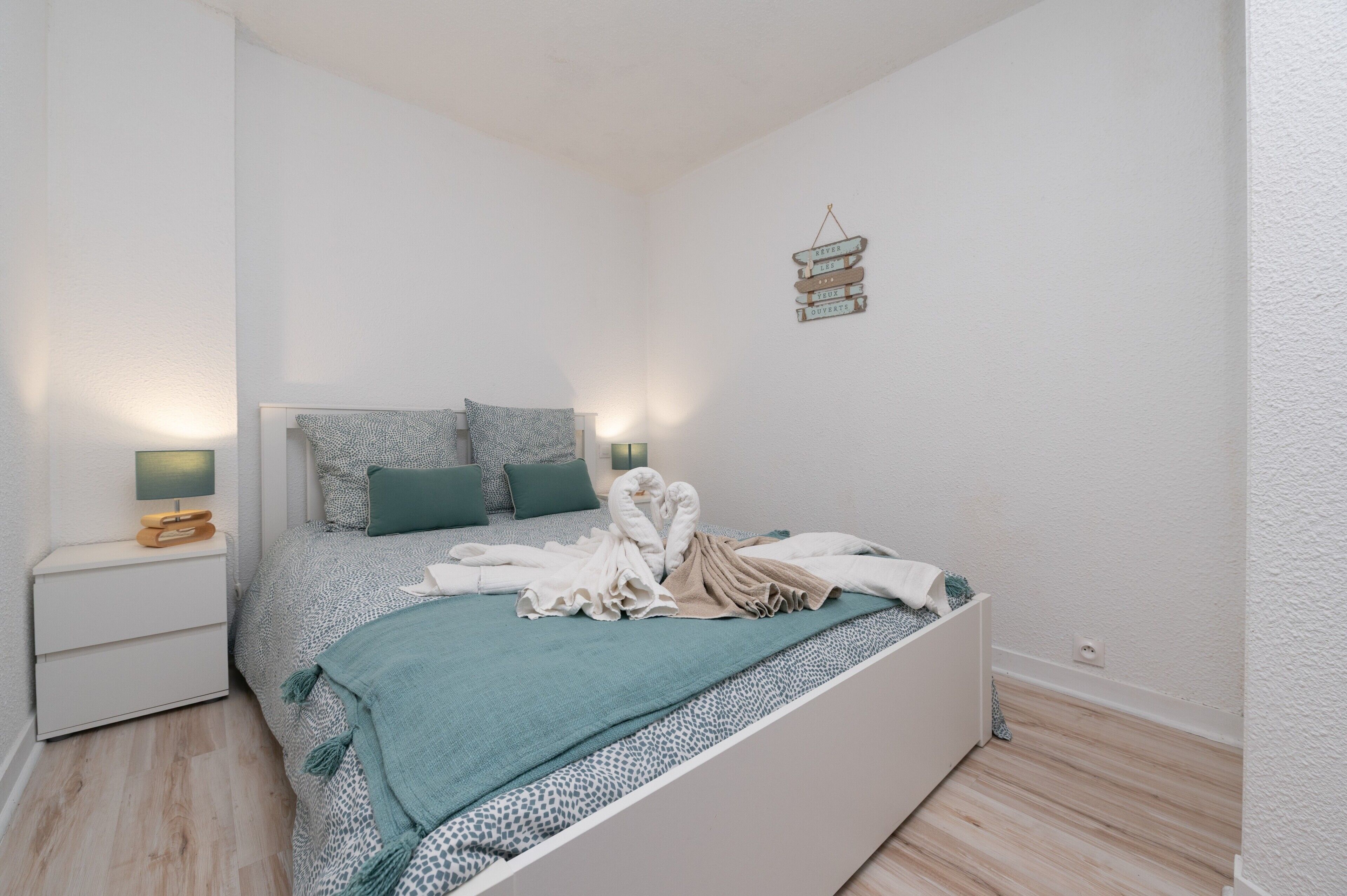 1 bedroom, free WiFi, bed sheets