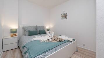 1 bedroom, free WiFi, bed sheets
