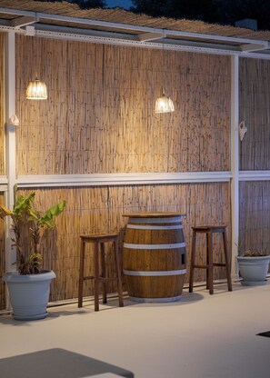 Deluxe Apartment, Hot Tub | Terrace/patio
