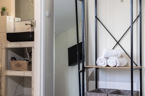 Chambre Double, vue ville