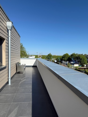 Nagelneue Penthouse-Ferienwohnung "Tom" in Tossens