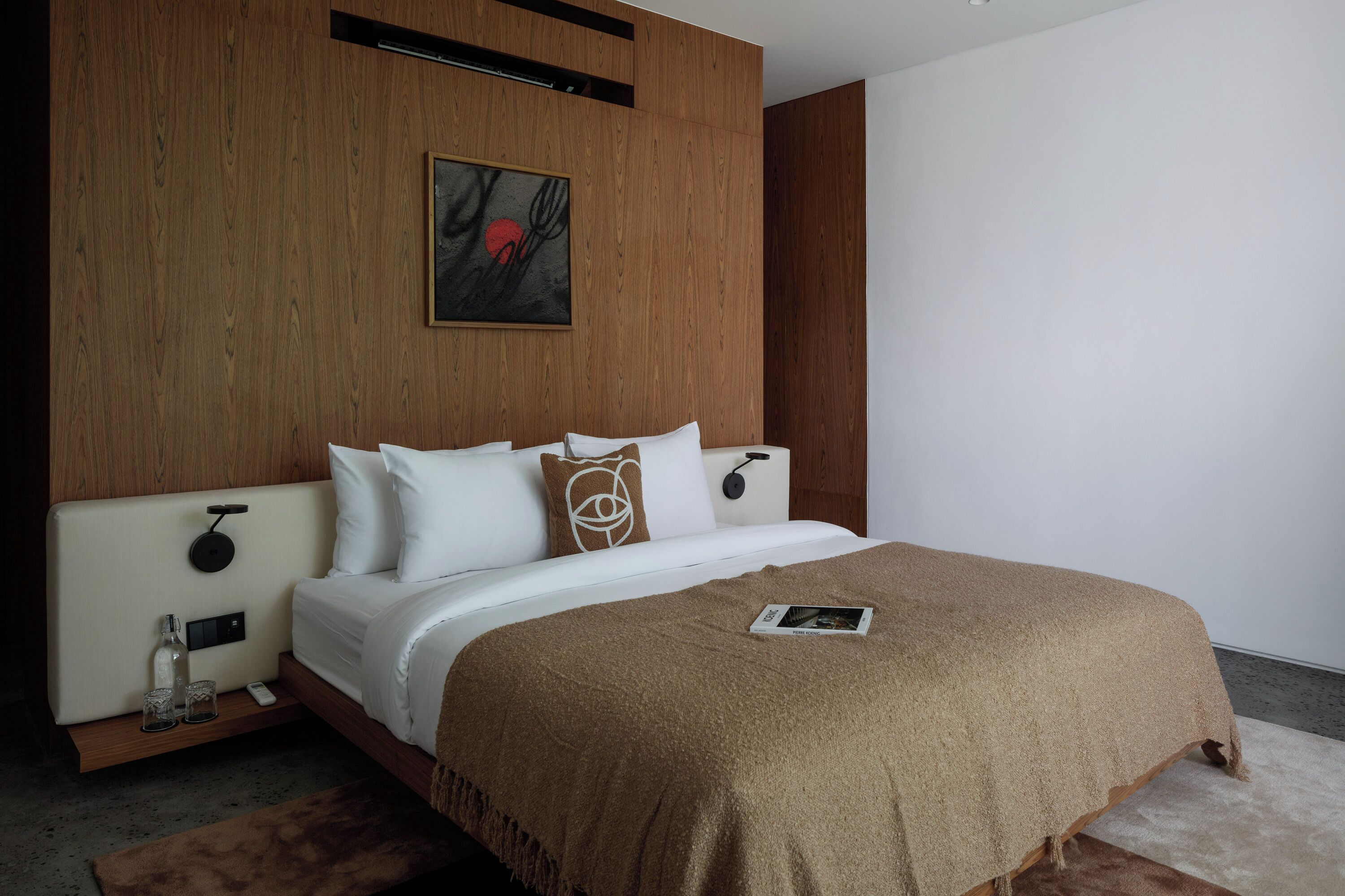 Two Bedroom Pool Villa with Fully Equipped Kitchen | Frigobar, escrivaninha, espaço de trabalho para notebook