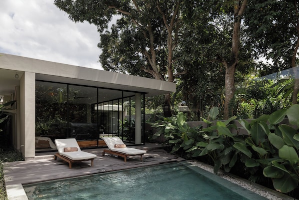 Outdoor pool - Nova by OXO (Canggu)