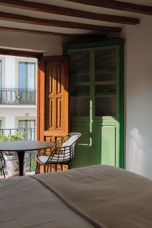 1 chambre, fer et planche à repasser, Wi-Fi gratuit, draps fournis