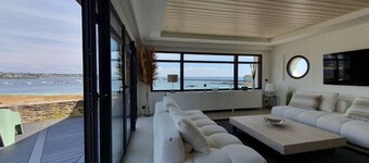 Beach house with sea view