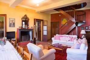 Televisión y estéreo 