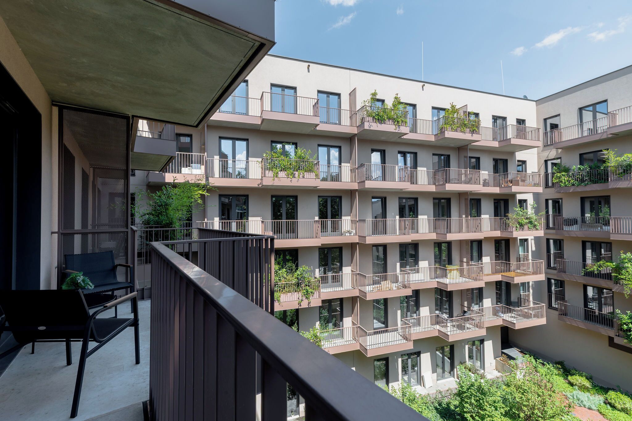 Studio Suite, Balcony, Courtyard View | Balcony view