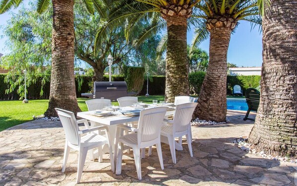 Ferienhaus, 5 Schlafzimmer, barrierefrei, Raucher | Terrasse/Patio