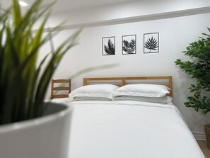 2 bedrooms, WiFi, bed sheets