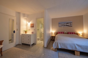 1 slaapkamer, reisbedje, wifi, beddengoed