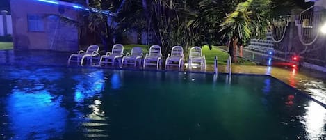 Piscine extérieure