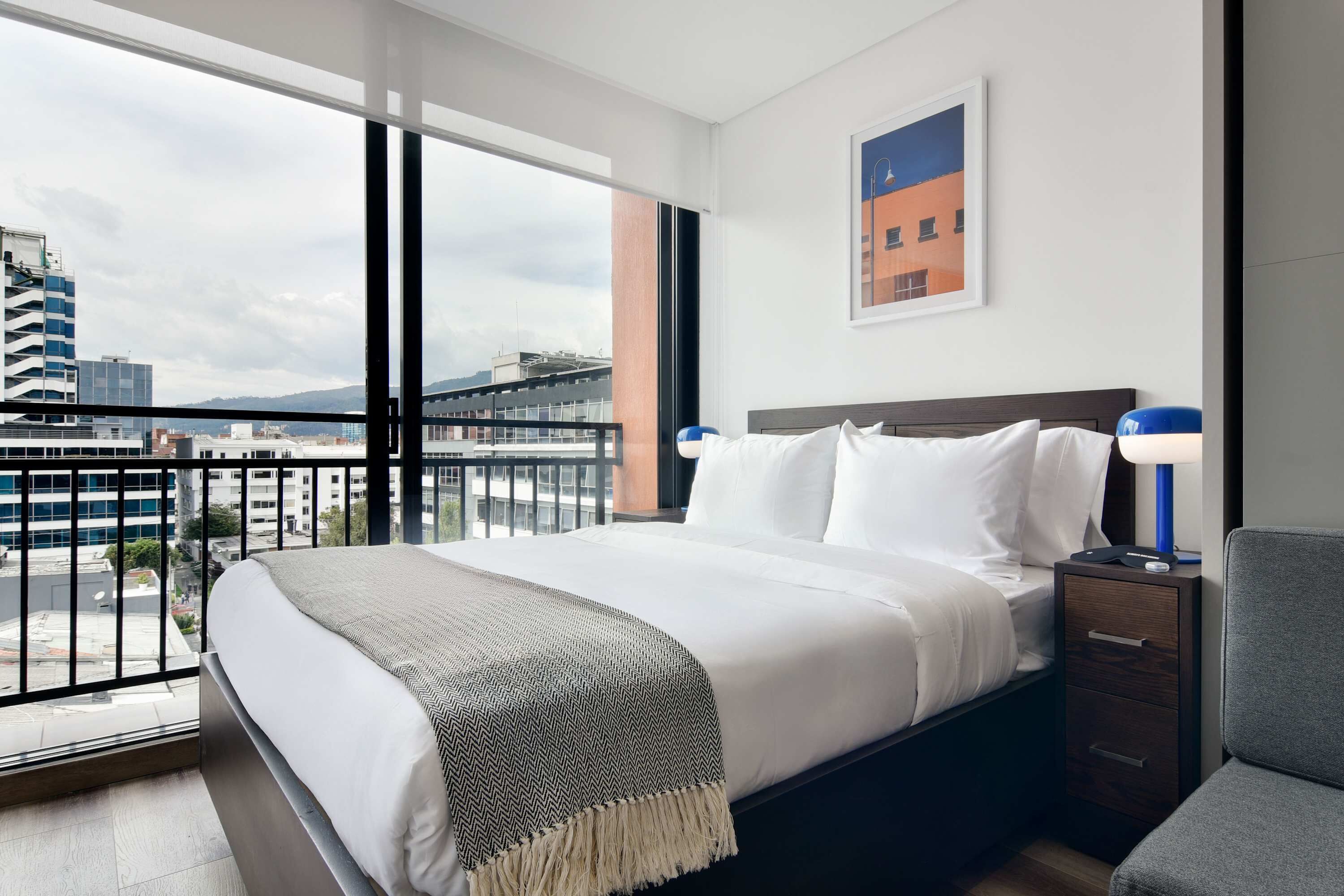 1 chambre, fer et planche à repasser, Wi-Fi, draps fournis