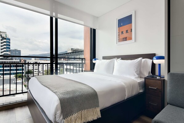 1 habitación, tabla de planchar con plancha, wifi y ropa de cama 