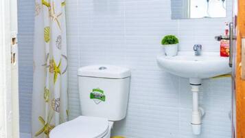 Articles de toilette écologiques, serviettes fournies, savon