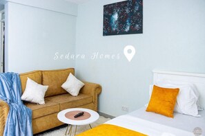 Fer et planche à repasser, Wi-Fi, literie fournie