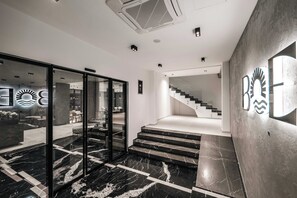 Reception - Boe Luxury Hotel (Sarande)