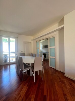 Apartment | Living area