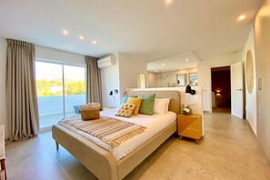 6 bedrooms, iron/ironing board, free WiFi